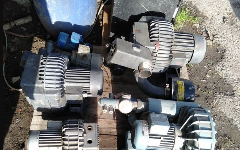 Satilik Blower.Vakum pompalari.rediktorlu motorlar 1