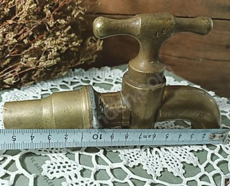ikinci el musluklar çıkma ve temiz batarya lavabo muslukları